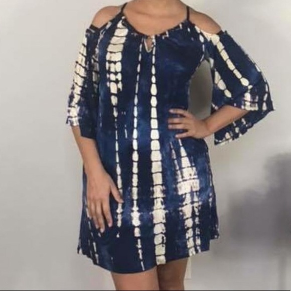 Tie dye open should bell sleeve dress. Small - Picture 3 of 3
